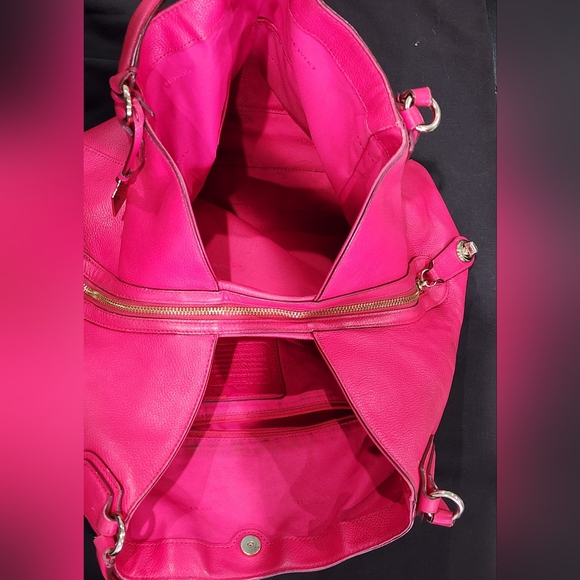 COACH | Edie Shoulder Bag 31 | Pebbled Leather | Fuschia - Picture 5 of 14
